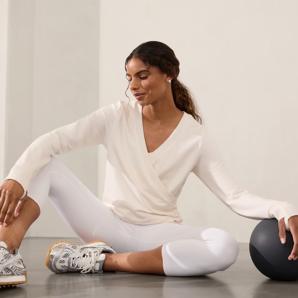 ATHLETA RECHARGE SWEATSHIRT